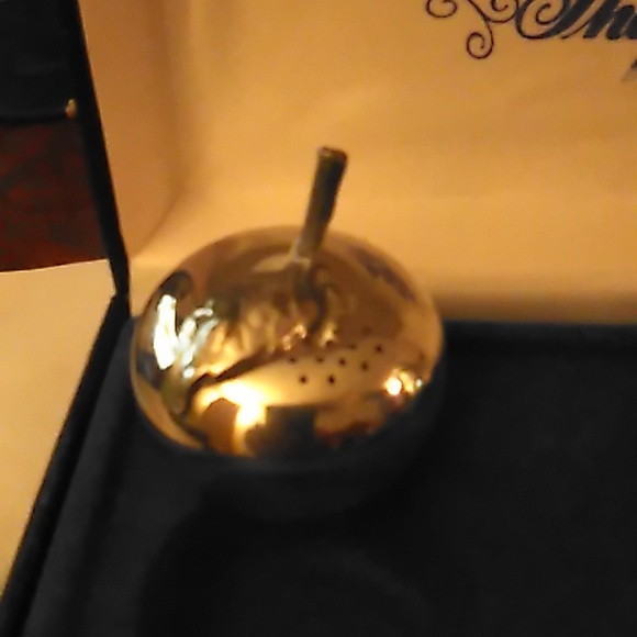 Shakers - Picture 5 of 6